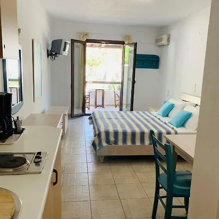 Apartment Alypiako *